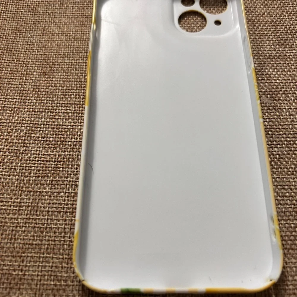 iPhone 14 Plus Case Lemons NWOT See description to see other iPhones it will fit